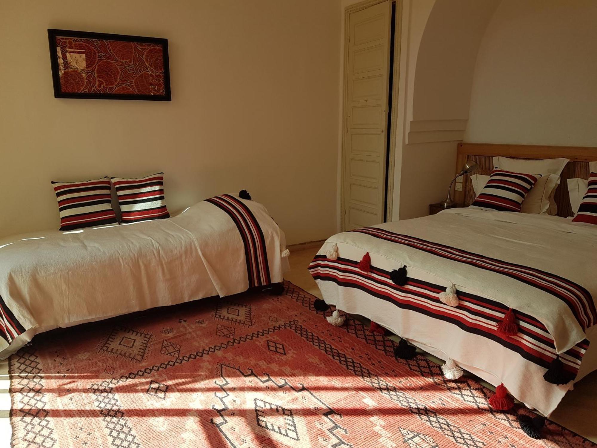 Tagadert Lodge Oumnas ห้อง รูปภาพ
